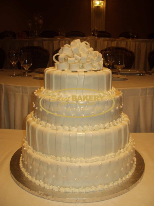 Wedding Cake 122