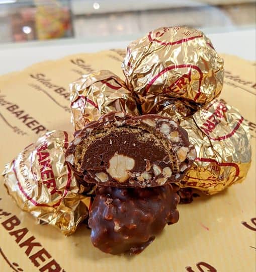 Ferrero-ROcher-Chocolate-Balls